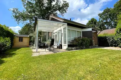 Image de Bungalow de vacances confortable dans un endroit calme