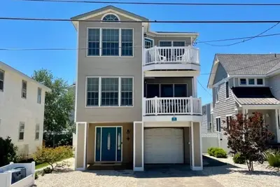 Image de Maison spacieuse 6br Oceanside. Près de tous à Beach Haven.