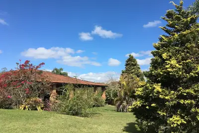 Image de Ferme avec piscine, terrain de football, près de la route des vins, Haras et pêche