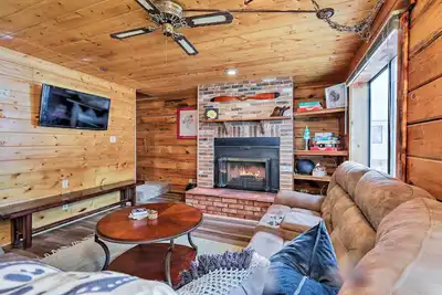 Image de Nouveau! Munds Park Woodland Getaway - Rénovation complète!