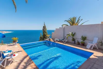 Image de Villa ParaĂso Azul Salobreña by Ruralidays