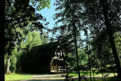 Image de Cottage isolé et confortable sur les rives d'une rivière Highland