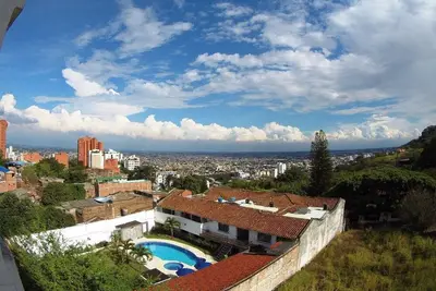 Image de Bel Appartement Avec Vue Spectaculaire Sur La Ville