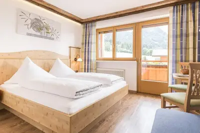 Image de Chambre double bien-être jusqu'à 3 personnes - Pension Alpina