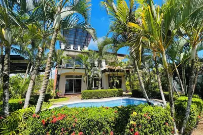 Image de 3-Br Villa, 5 min to Beach, Ac, WiFi, Private Pool & Rancho, Esterillos Este