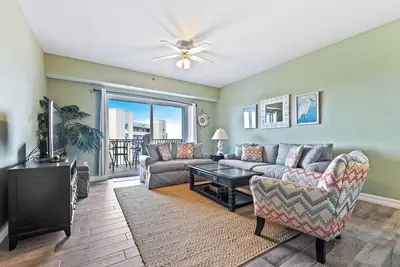 Image de Magnifique condo 3/2 Oceanwalk niché au 5e étage. Ow14-505