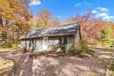 Image de * Nouveau Open Jan 2020 * Woodland Pines Cottage-Cosy-S. Secteur Haven \/ Saugatuck