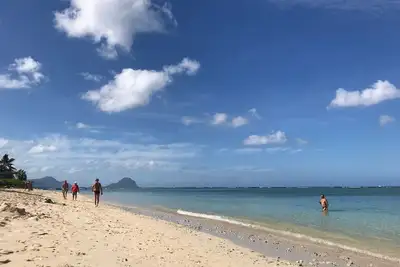 Image de Appartement 2 chambres: 1 minute de la mer / plage