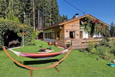 Image de Maison de vacances dans la nature avec bain à remous et sauna, chiens bienvenus