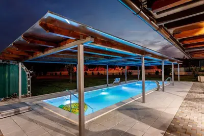 Image de Maison de Vacances Neoric Piscine Chauffée