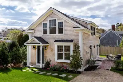 Image de Luxueux chalet vivant dans le village d'Edgartown