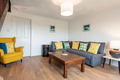Image de Un chalet de plage confortable de 2 chambres avec tout ce dont vous avez besoin pour un voyage à Porthtowan