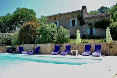 Image de Les Ferouailles, Gite Périgord Noir, piscine privée