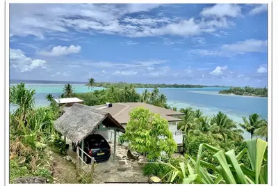 Image de Propriété bord de mer, vue mer 300°, accès privé lagon. 2 \/8 p.
