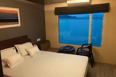 Séjour en péniche au Mighty Brahmaputra