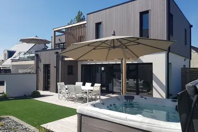 Image de Maison Climatisée sur la Presqu'Ile de Rhuys avec Jacuzzi