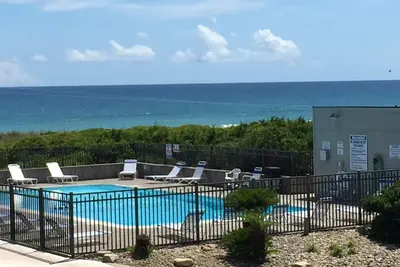 Image de Southwinds Beach Condo, Amazing Ocean & Sound Views, Plus 2 piscines!