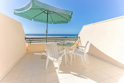 Image de terrasse et vue sur l'océan, Wi-Fi, 6e étage