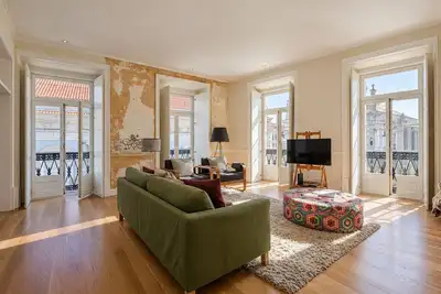 Image de Nomads 1 Bedroom View over Chiado Square Lisbon & River