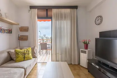 Image de 'Summer Home': Sun & Beach in a Prime Location