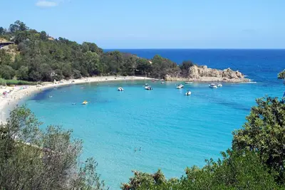 Image de Joli appartement dans une maison de vacances avec climatisation, Wifi, piscine, Tv, patio, parking