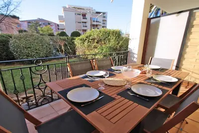 Image de Appartement T3 - 6 personnes - Piscine résidence - Climatisation - WiFi - Sainte Maxime -. . .