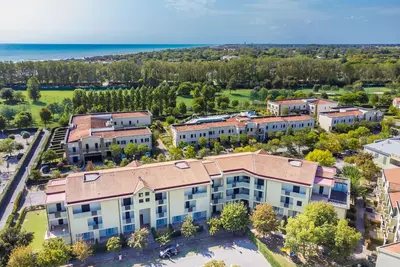 Image de Joli appartement pour 6 personnes avec climatisation, Wifi, Tv, balcon et parking