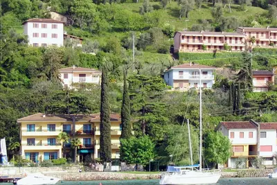 Image de Joli appartement pour 4 personnes avec Tv, terrasse et parking