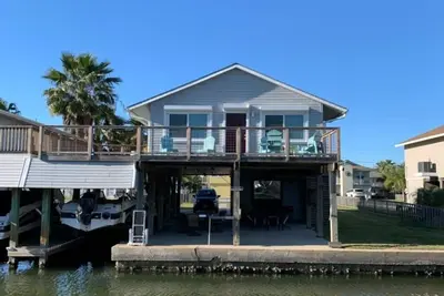 Image de Canal House: familial, crabe, pêche et plus encore!
