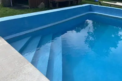 Image de Magnifique maison de vacances privée avec piscine privée, bain à remous, Wifi, Tv, patio, parking