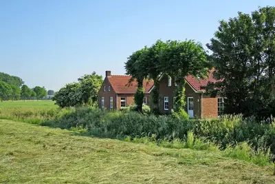 Image de Joli appartement dans une maison de vacances avec Wifi, Tv, terrasse, animaux admis et parking