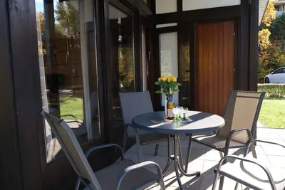 Image de Agréable appartement dans une maison de vacances avec piscine, Tv, terrasse et parking