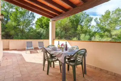 Image de Agréable appartement pour 4 personnes avec climatisation, Wifi, Tv, terrasse et parking