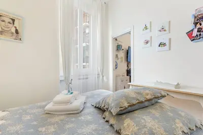 Image de Charmant appartement situé au premier étage d'un immeuble sans ascenseur