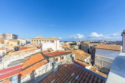 Derrière le marché Ortigia -2 étage avec terrasse