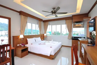 Image de Green Harbor Hotel & Service Apartment