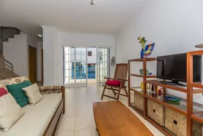 Image de Villa de 3 chambres Ă 2 minutes de la plage by Algarvemanta (26v3)