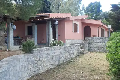 Image de Je vous propose une villa en pleine nature, avec véranda, four, barbecue, coin feu de joie