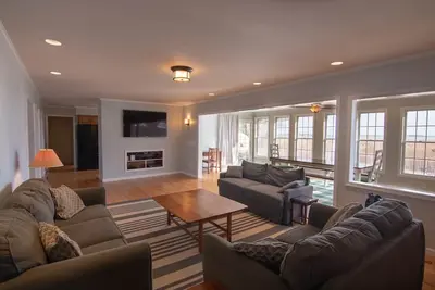 Image de Large Pet Friendly Home Central to Assateague Island, Berlin and Ocean City, Md.