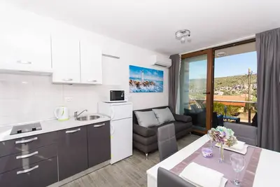 Image de Villa La - Appartement 1 Chambre Confort avec Terrasse et Vue sur la Mer
