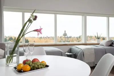 Image de Appartement avec chambre et vue! A35