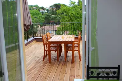 Image de Loue trés bel appartement avec terrasse à 250 mètres des Thermes