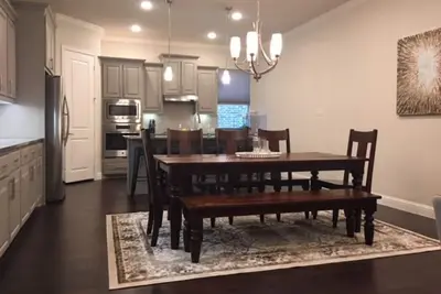 Image de Maison neuve et moderne dans un excellent emplacement