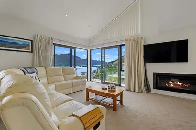 Image de Queenstown Lake Views - Appartement à l'étage