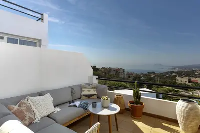 Image de ☀Maison inondée de soleil / ☀ Vue mer panoramique & piscine