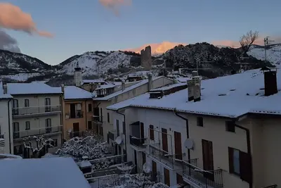 Maison typique des Abruzzes parfaite pour un groupe d'amis ou une grande famille