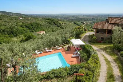 Image de Vacation Home à Larciano avec 1 chambres à coucher, 3 couchages