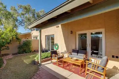 Image de Nouveau! Phoenix Escape près du golf, de la randonnée et du centre-ville!