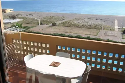 Image de Grand T2 avec piscine, 4 couchages, superbe plage à 100m, Barcarès