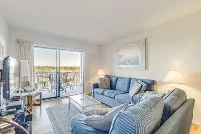 Image de Condo confortable 1 chambre et 1 1/2 bain en bord de mer